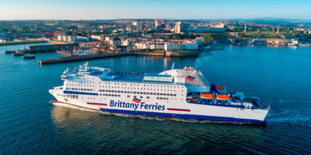 Best time to book a ferry to France
