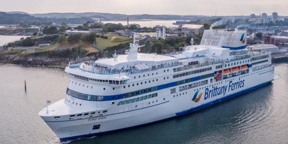 How Long is the Plymouth to Roscoff Ferry?